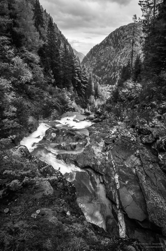 Umbal Falls S1002120 20191021 2